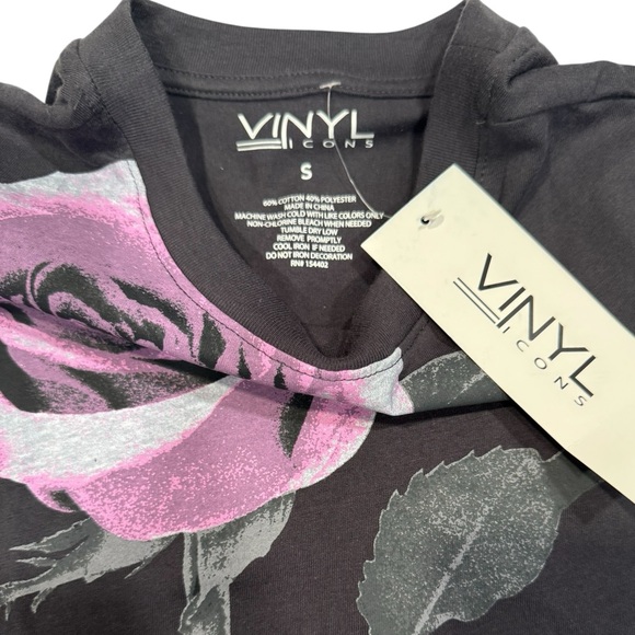 VINYL Icons Black Sleeveless Top with Pink Rose Floral Design NWT Small - Picture 5 of 8